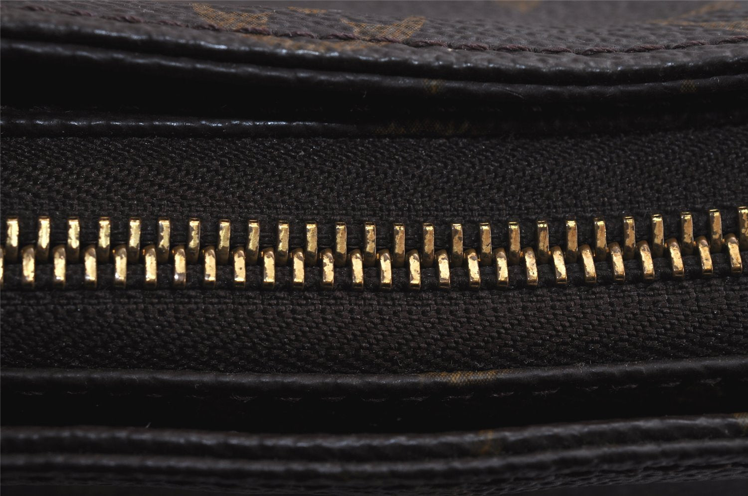 Authentic Louis Vuitton Monogram Cabas Mezzo Shoulder Tote Bag M51151 LV 5804J