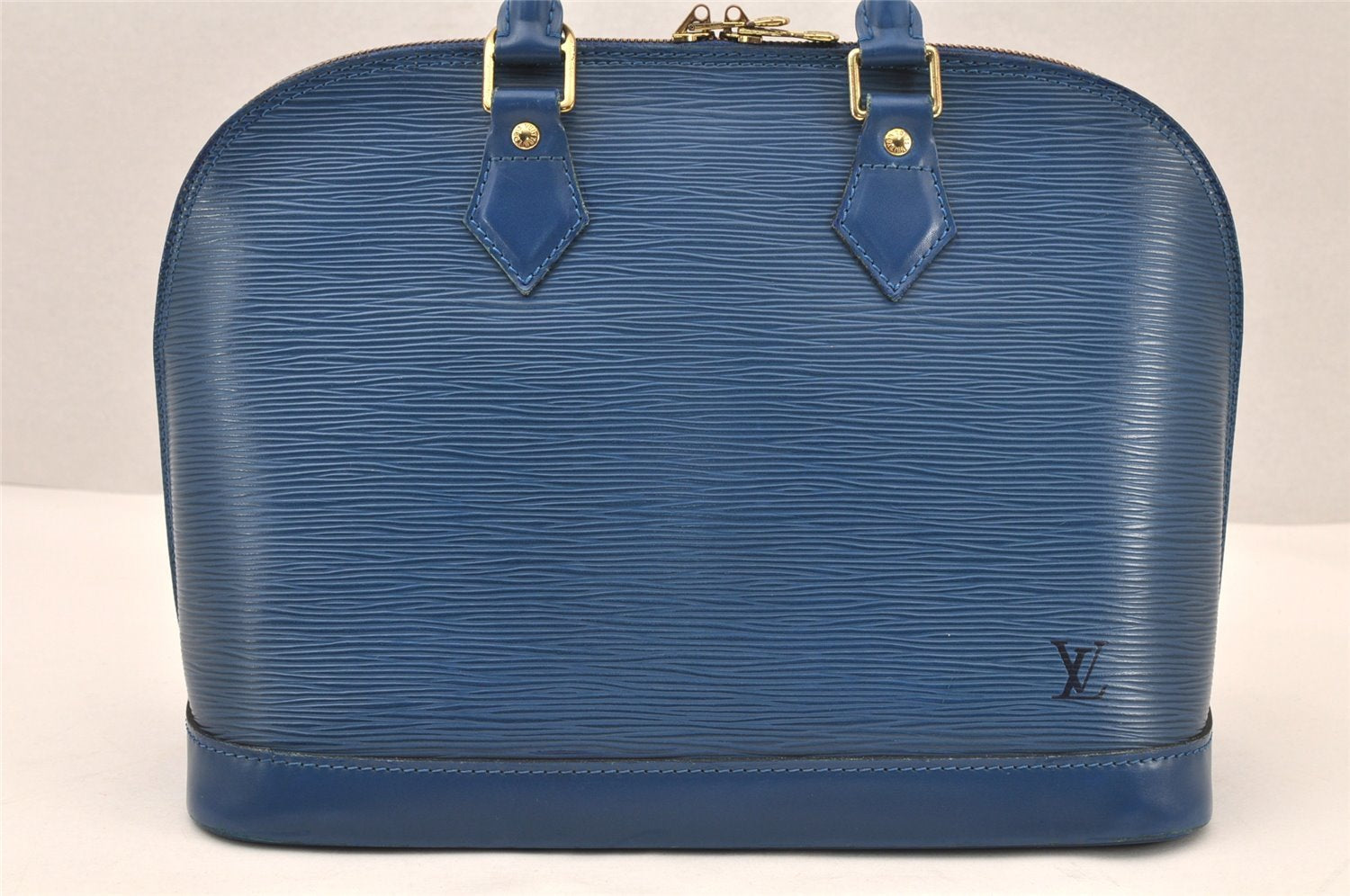 Authentic Louis Vuitton Epi Alma PM Hand Bag Blue M52145 LV 5808K