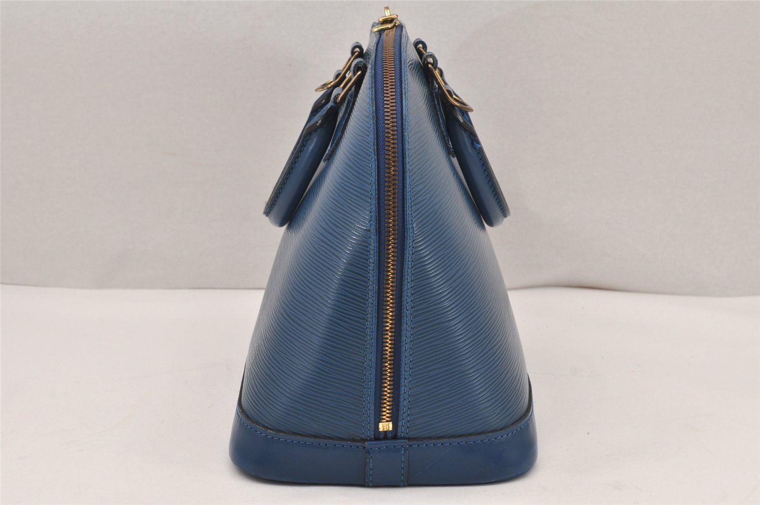 Authentic Louis Vuitton Epi Alma PM Hand Bag Blue M52145 LV 5808K