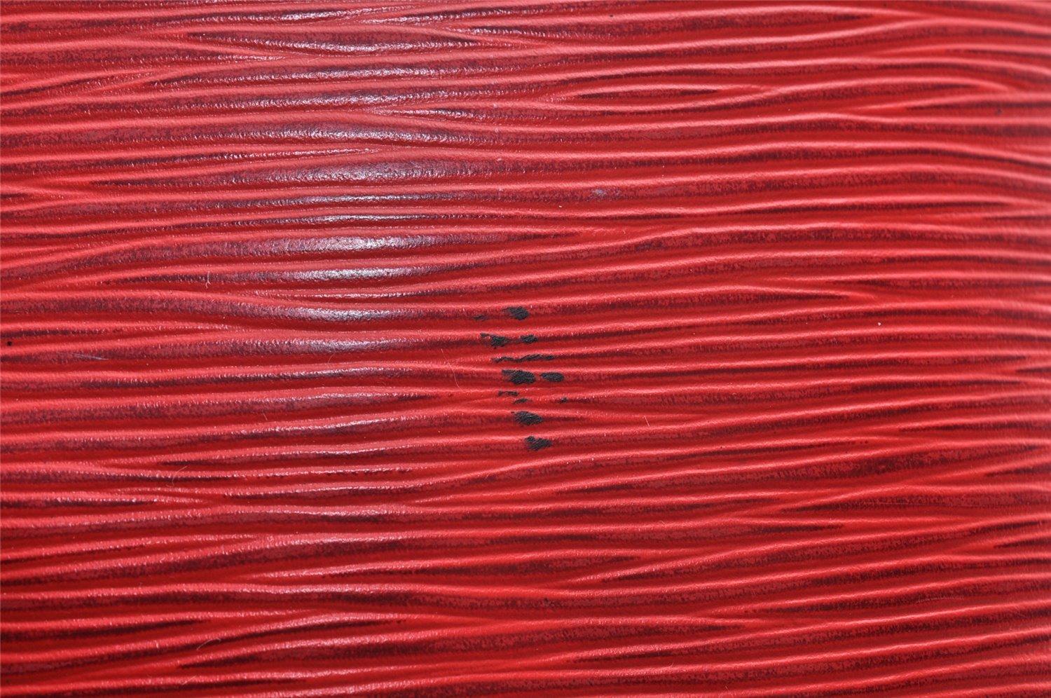 Authentic Louis Vuitton Epi Petit Noe Shoulder Drawstring Bag M44107 Red 5809I