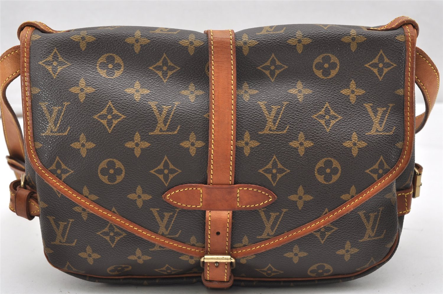 Authentic Louis Vuitton Monogram Saumur 30 Shoulder Cross Bag M42256 LV 5810K