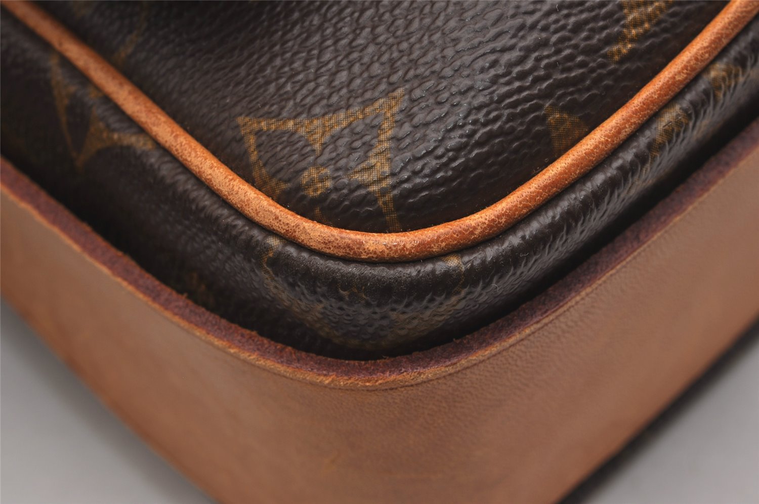 Authentic Louis Vuitton Monogram Cartouchiere GM M51252 Shoulder Cross Bag 5823J