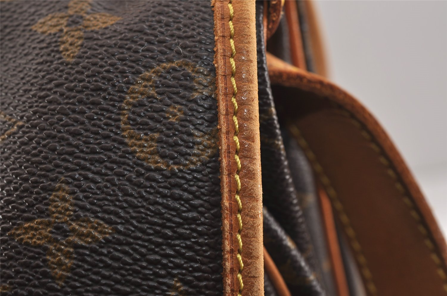 Authentic Louis Vuitton Monogram Saumur 35 Shoulder Cross Bag M42254 LV 5824J