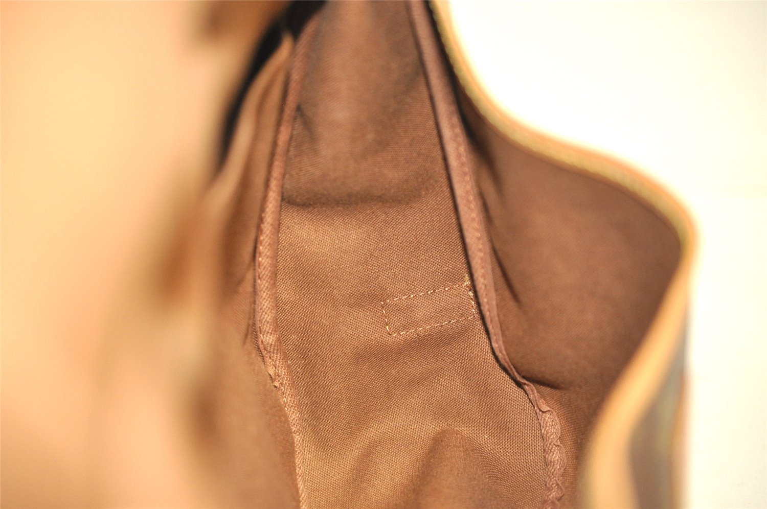 Authentic Louis Vuitton Monogram Saumur 35 Shoulder Cross Bag M42254 LV 5824J