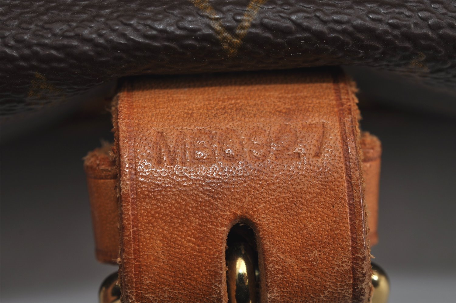 Authentic Louis Vuitton Monogram Saumur 35 Shoulder Cross Bag M42254 LV 5824J