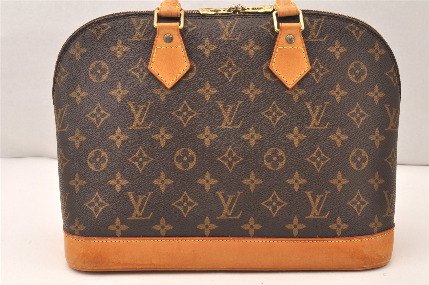 Authentic Louis Vuitton Monogram Alma Hand Bag Purse M51130 LV 5825K