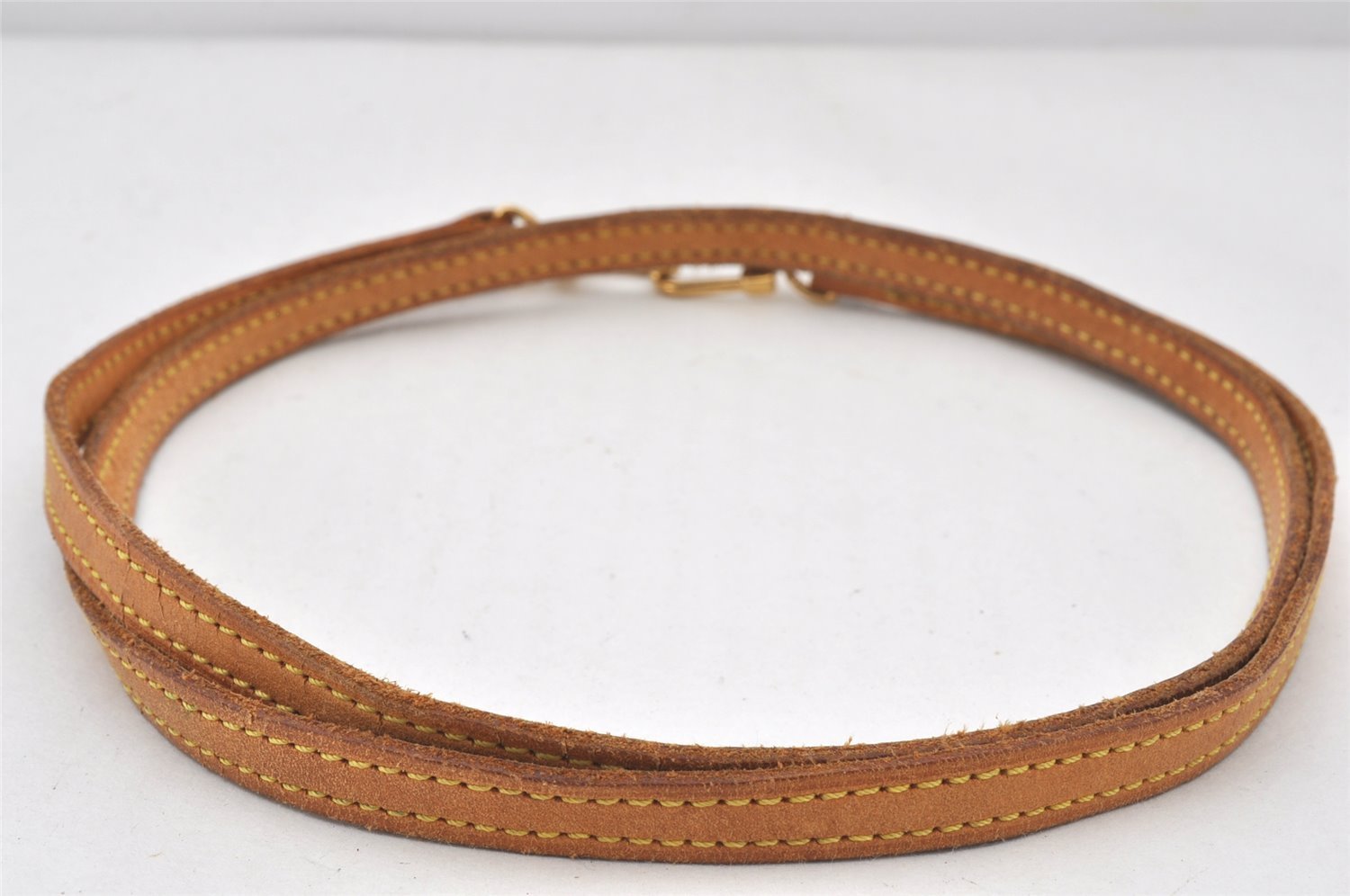 Authentic Louis Vuitton Leather Shoulder Strap Beige 45.5