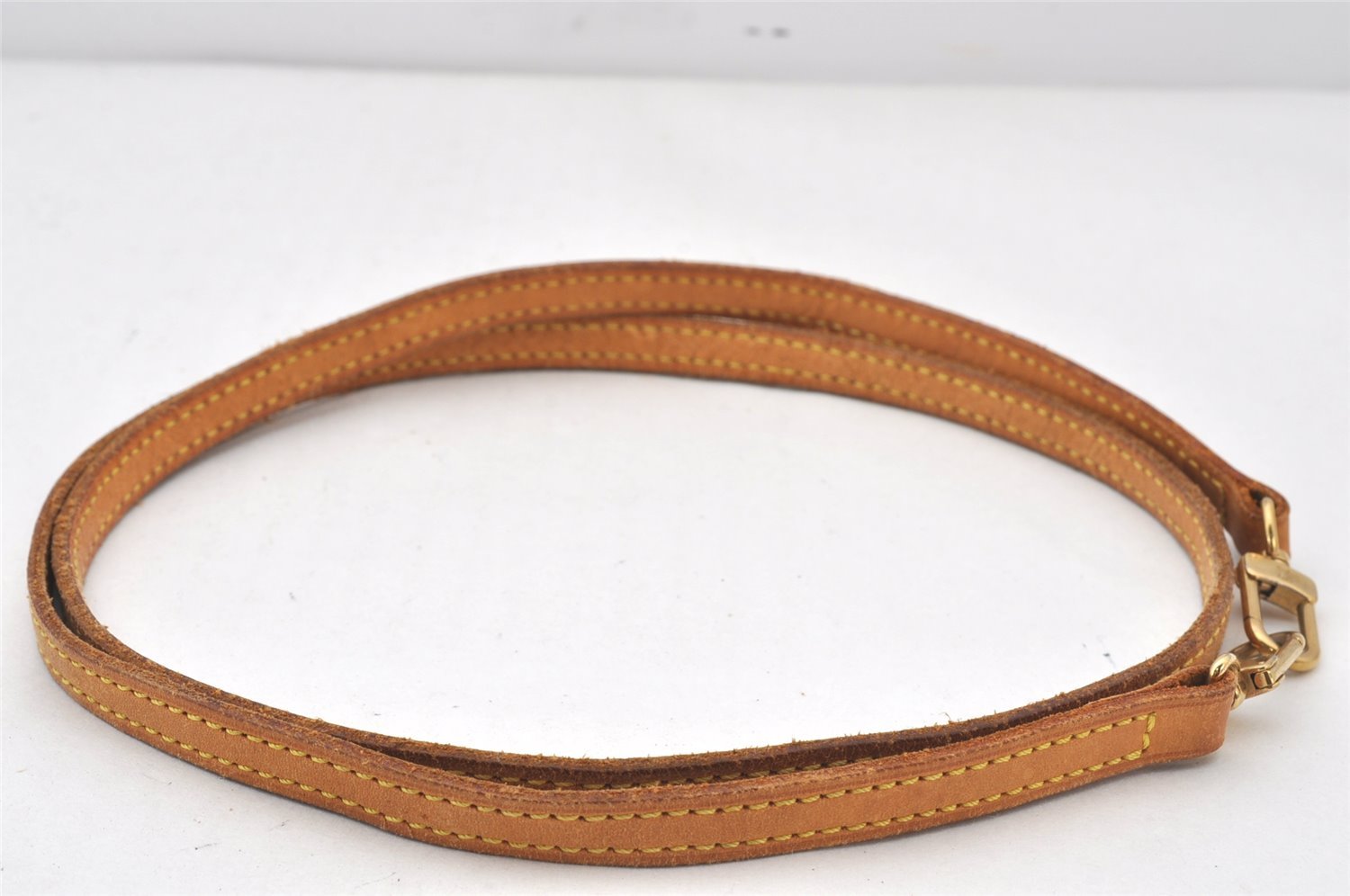 Authentic Louis Vuitton Leather Shoulder Strap Beige 45.5