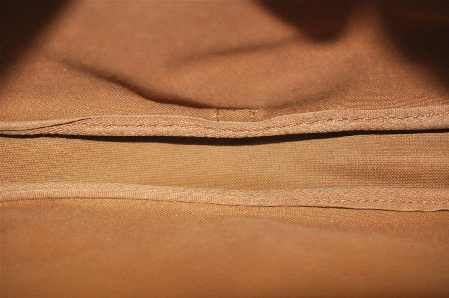 Authentic Louis Vuitton Monogram Saumur 30 Shoulder Cross Bag M42256 LV 5831I