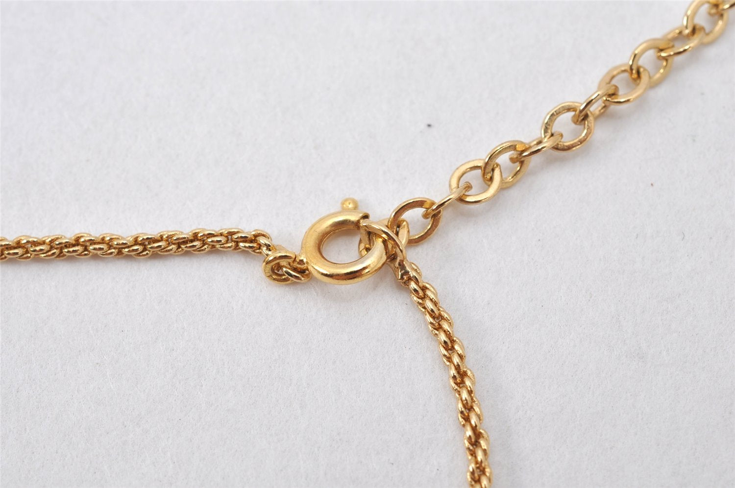 Authentic Christian Dior Gold Tone Chain Pendant Necklace CD 5831K