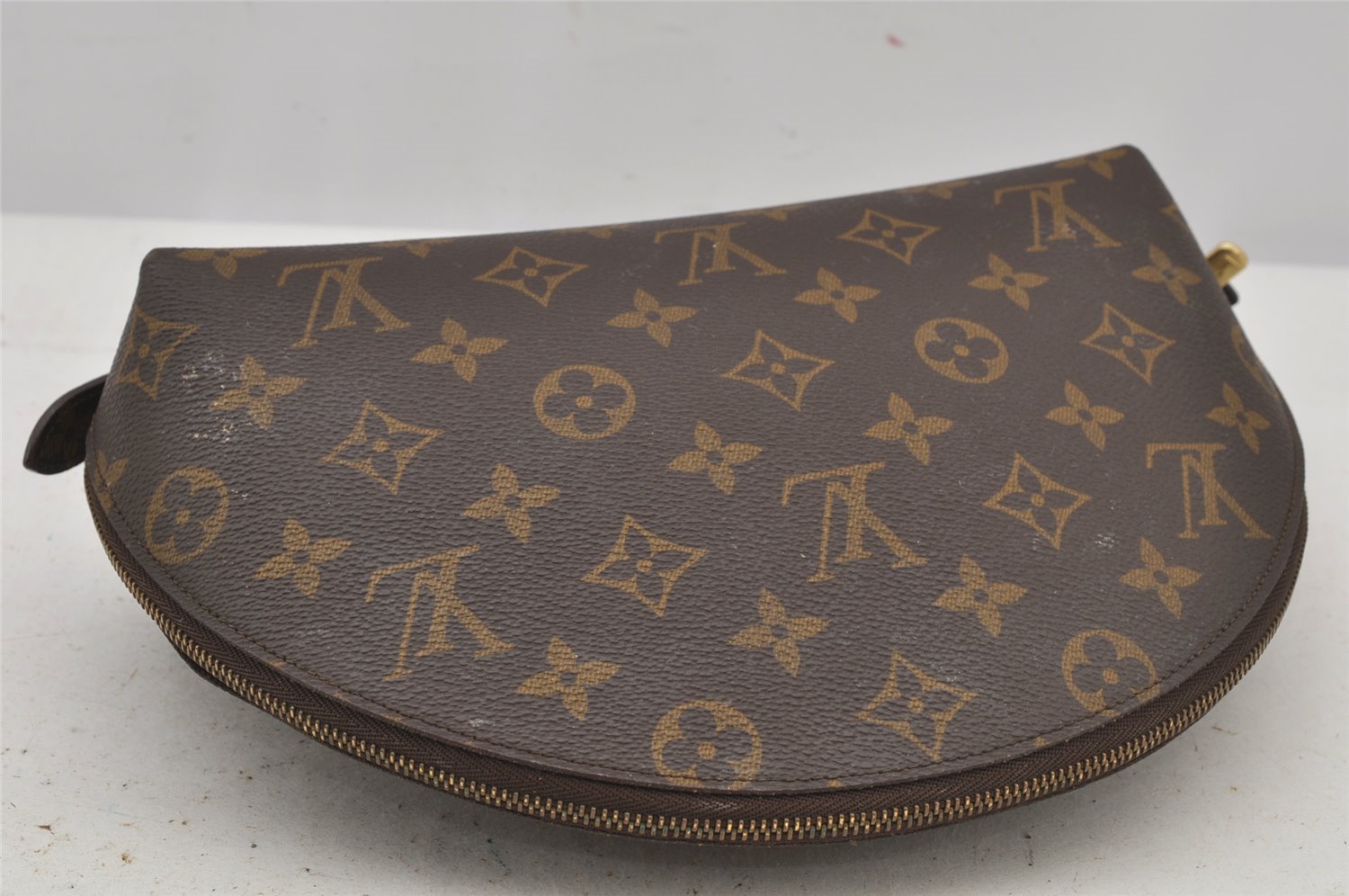 Auth Louis Vuitton Monogram Trousse Demi Ronde 23 Cosmetic Pouch LV Junk 5832J