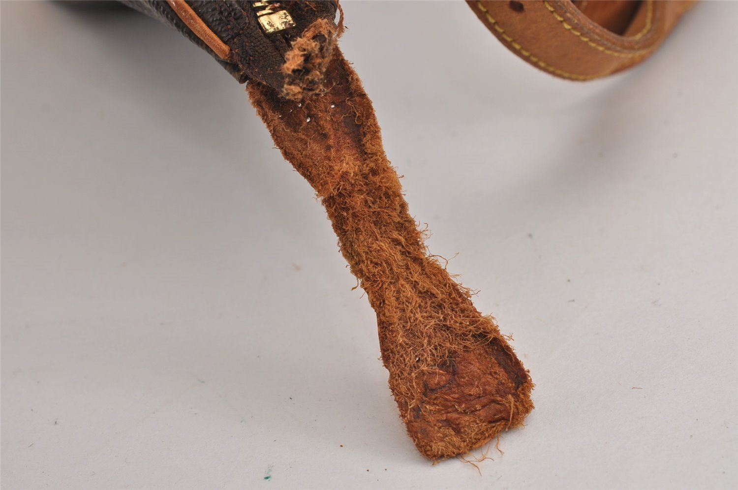 Authentic Louis Vuitton Monogram Boulogne 30 Shoulder Bag M52165 LV Junk 5834J