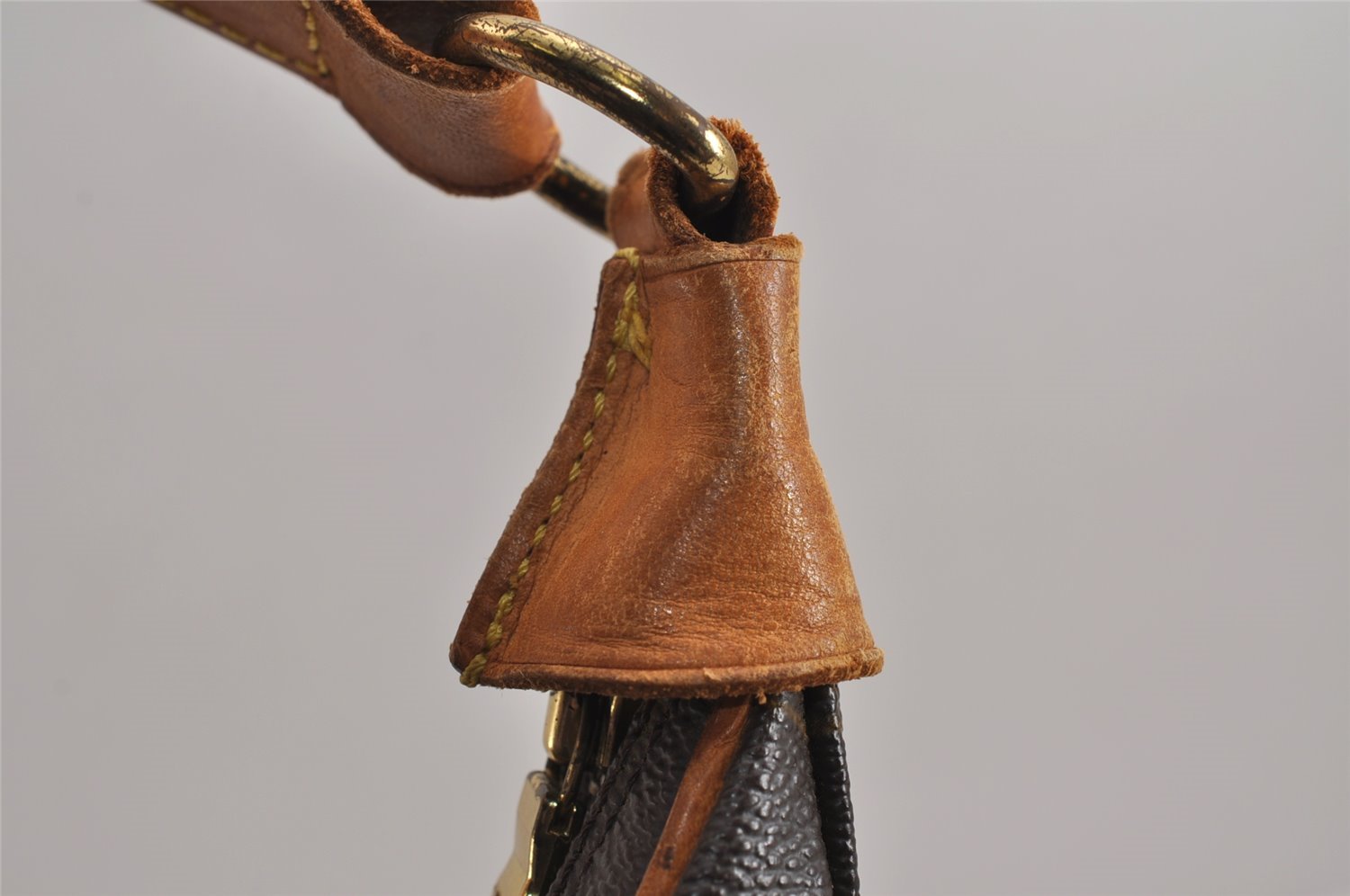 Authentic Louis Vuitton Monogram Boulogne 30 Shoulder Bag M52165 LV Junk 5834J