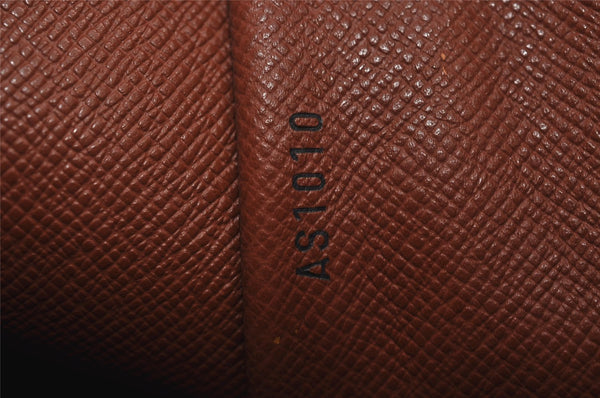 Authentic Louis Vuitton Monogram Boulogne 30 Shoulder Bag M52165 LV Junk 5834J