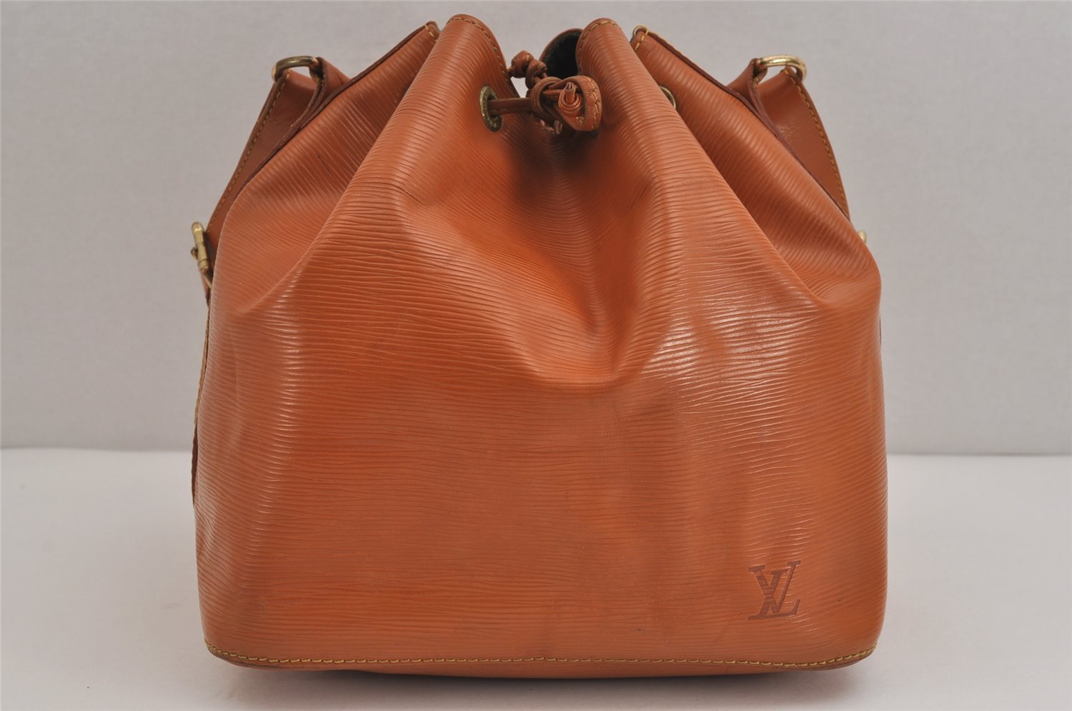 Authentic Louis Vuitton Epi Petit Noe Shoulder Drawstring Bag M44108 Brown 5843J