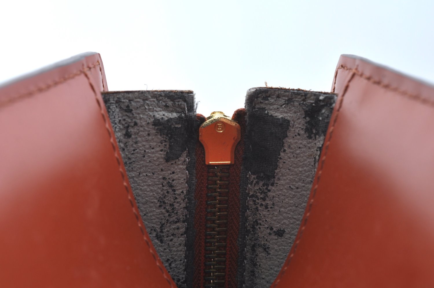 Authentic Louis Vuitton Epi Riviera Brown Hand Bag Brown M48183 LV Junk 5845I