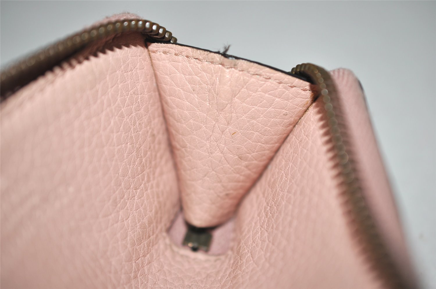 Authentic GUCCI Vintage Animalier Bee Coin Case Purse Leather 498096 Pink 5847K