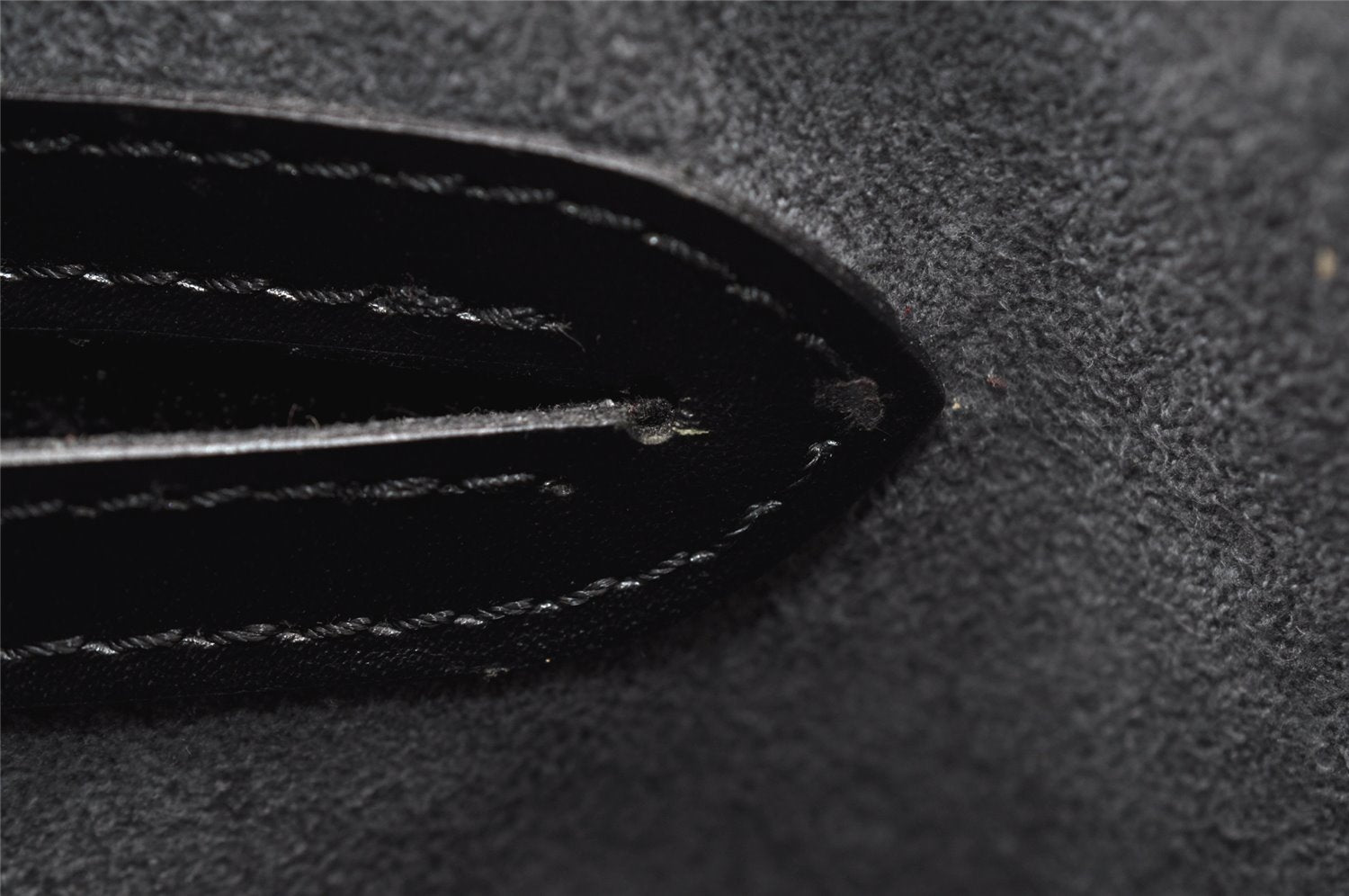 Authentic Louis Vuitton Epi Cannes Cosmetic Hand Bag Purse Black M48032 LV 5851I