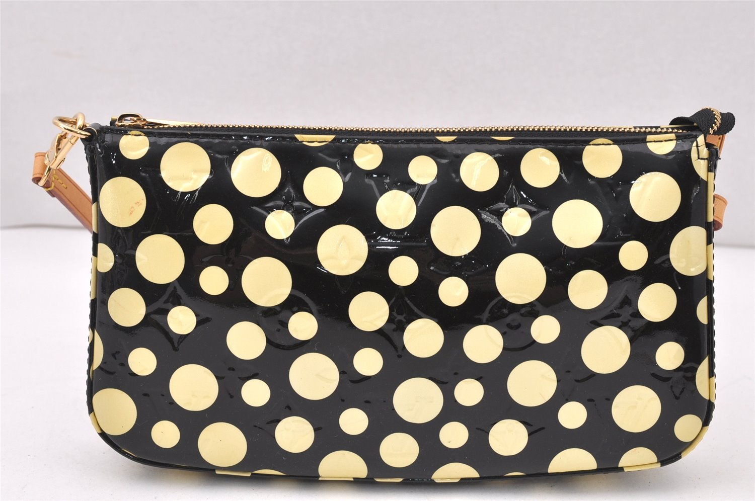 Auth Louis Vuitton Vernis Pochette Accessoires Pouch Yayoi Kusama Black LV 5851K