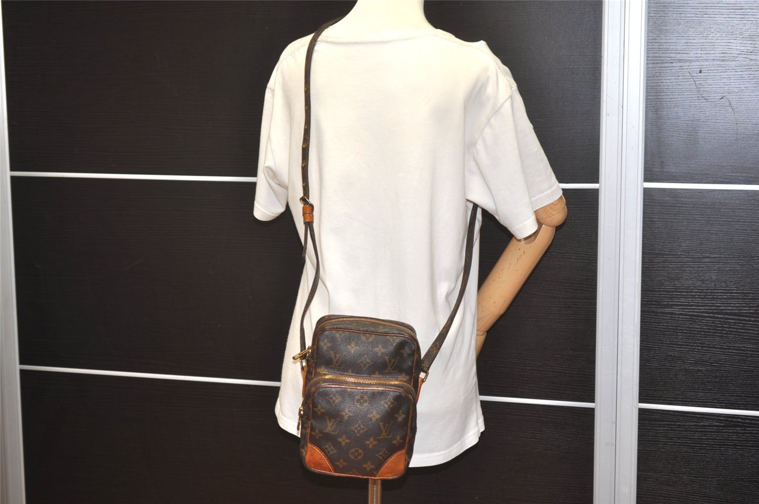 Authentic Louis Vuitton Monogram Amazone Shoulder Cross Body Bag M45236 LV 5855I