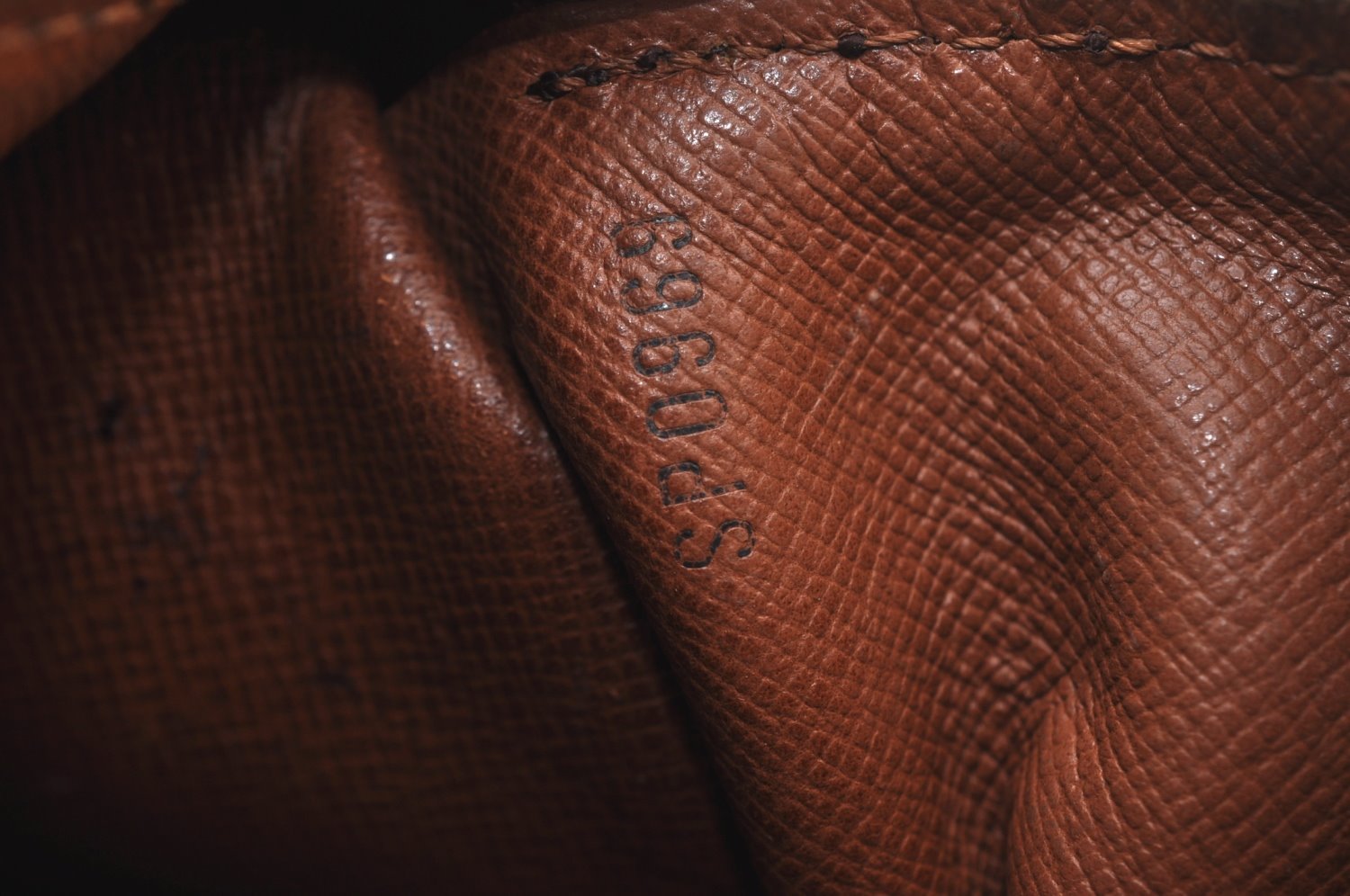 Authentic Louis Vuitton Monogram Papillon 30 Hand Bag Old Model LV 5858H