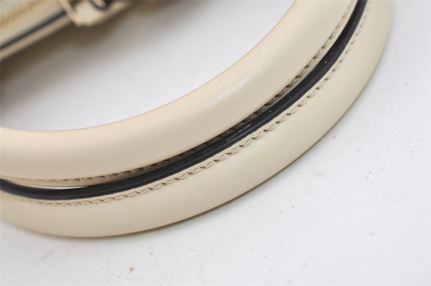 Authentic GUCCI Micro Guccissima GG Leather 2Way Hand Bag 449663 White 5860J