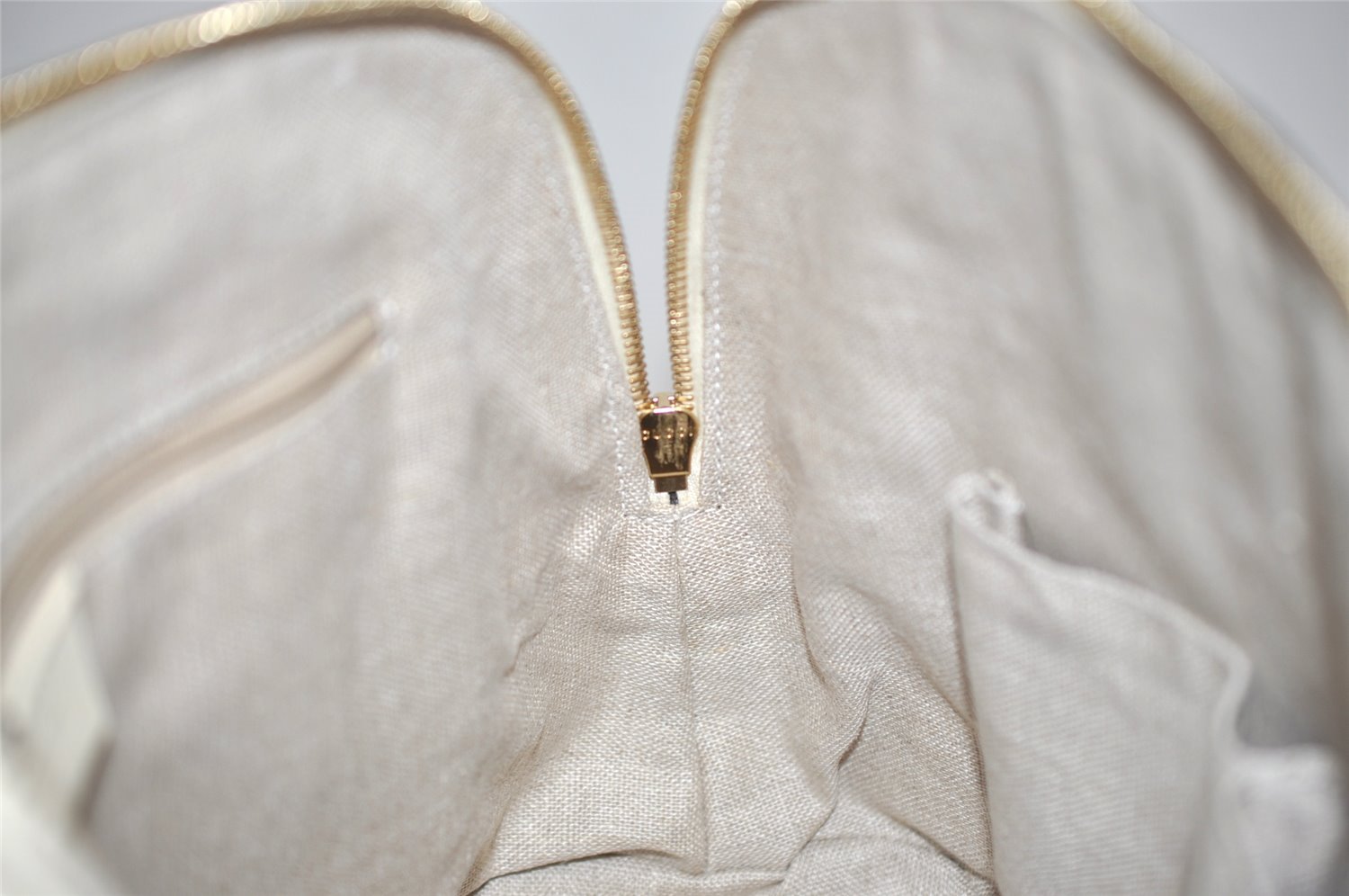 Authentic GUCCI Micro Guccissima GG Leather 2Way Hand Bag 449663 White 5860J