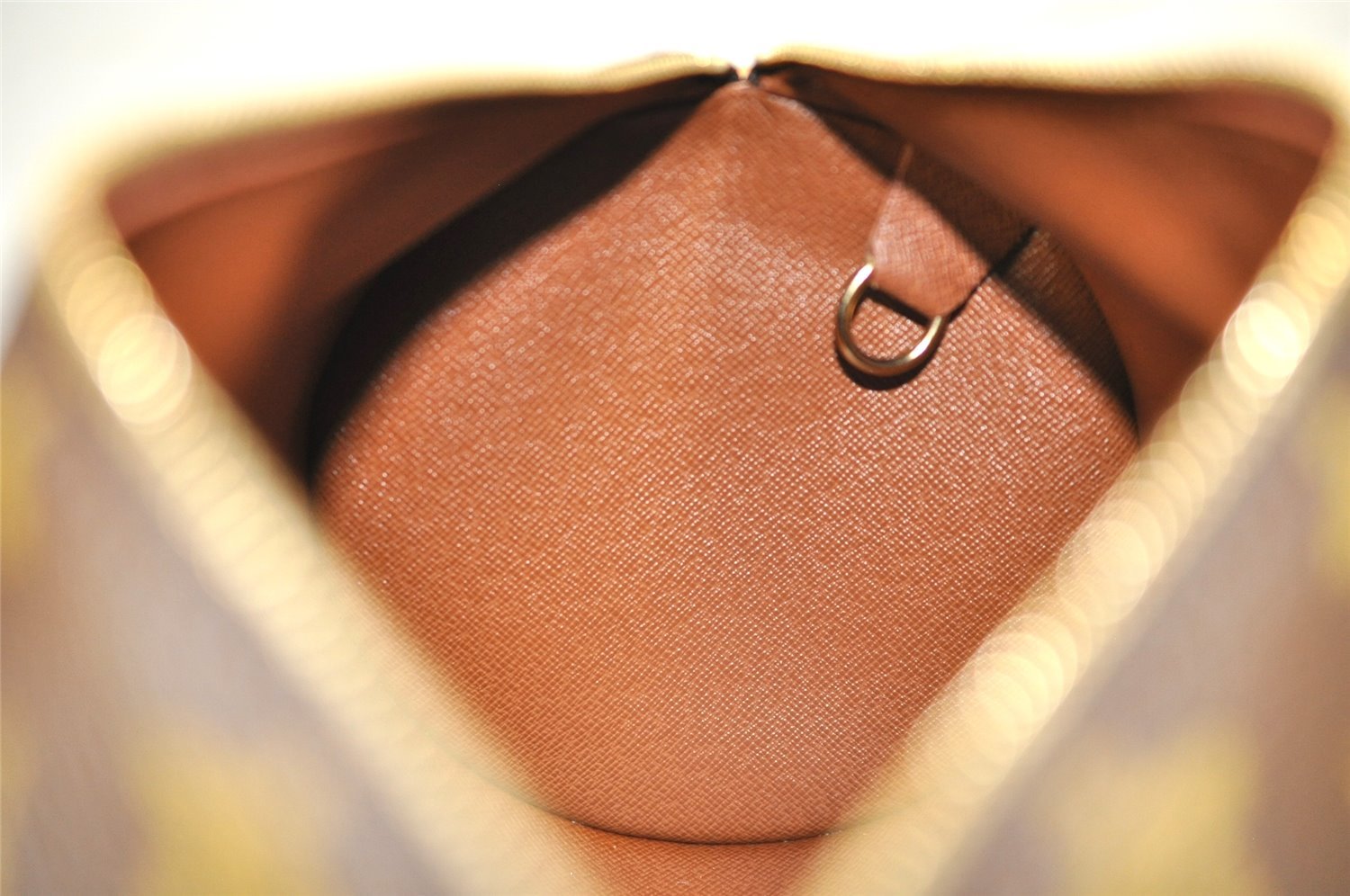 Authentic Louis Vuitton Monogram Papillon 30 Hand Bag M51385 LV 5862J