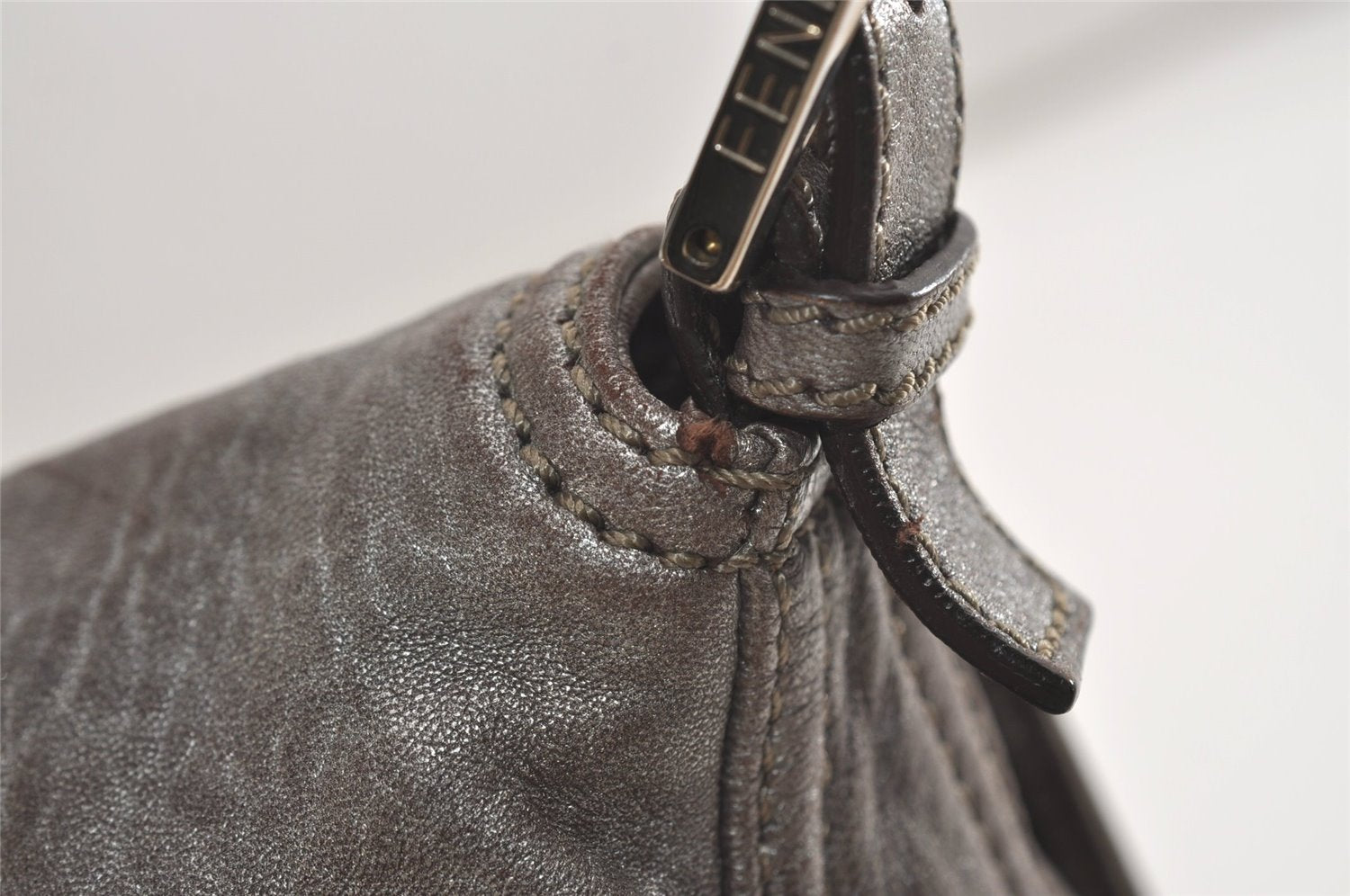 Authentic FENDI Mamma Baguette Shoulder Hand Bag Purse Leather Silver 5871J