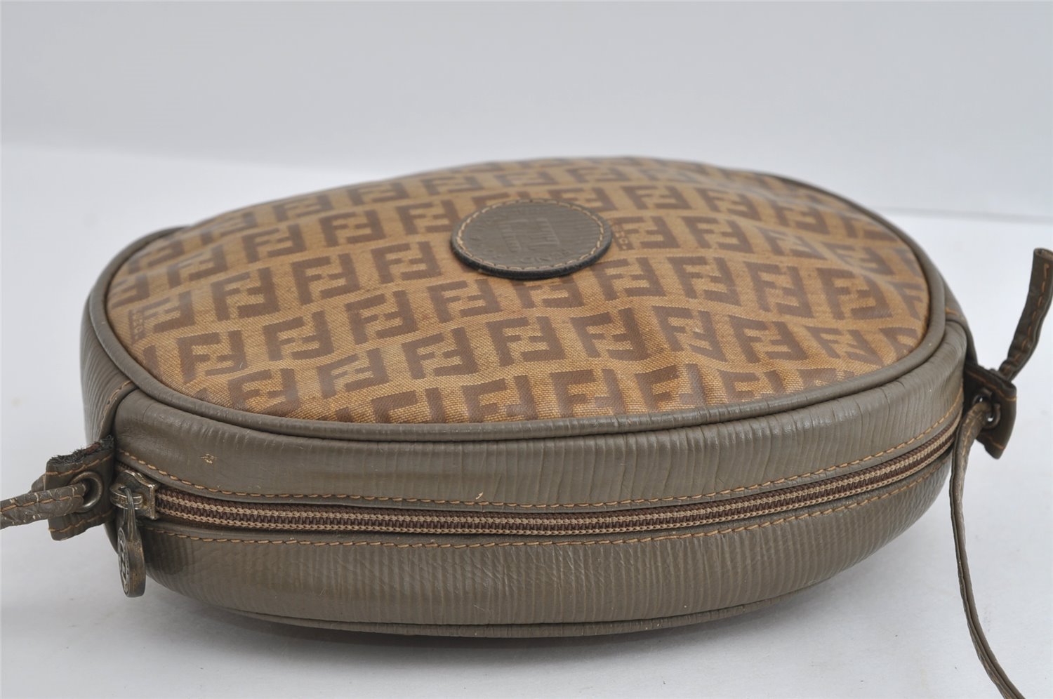 Authentic FENDI Zucchino Shoulder Cross Body Bag PVC Leather Brown Junk 5875I