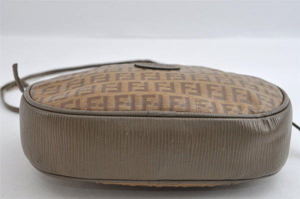 Authentic FENDI Zucchino Shoulder Cross Body Bag PVC Leather Brown Junk 5875I