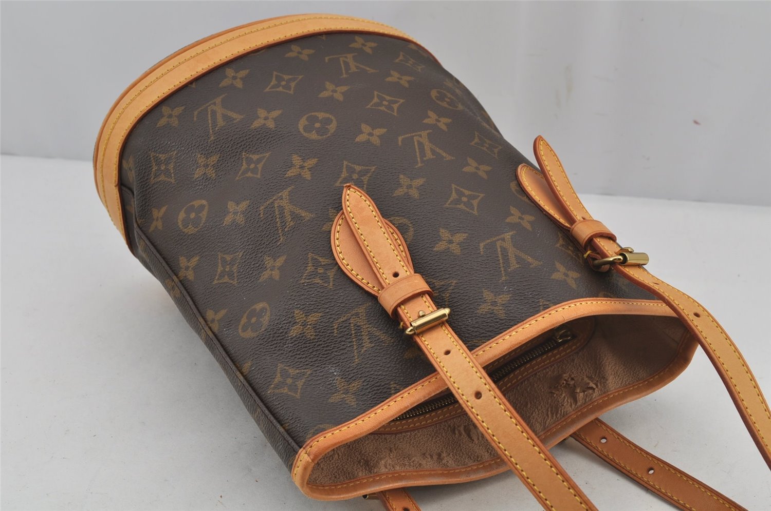 Authentic Louis Vuitton Monogram Bucket PM Shoulder Tote Bag M42238 Junk 5881J