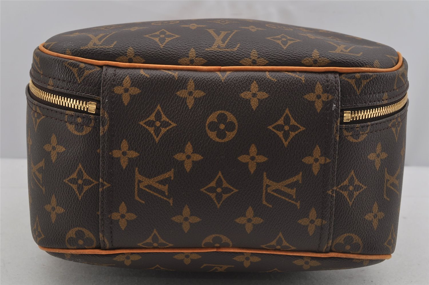 Authentic Louis Vuitton Monogram Excursion Hand Bag M41450 LV 5882J