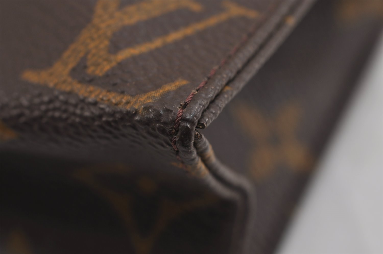 Authentic Louis Vuitton Monogram Poche Toilette 19 M47544 Cosmetics Pouch 5885J