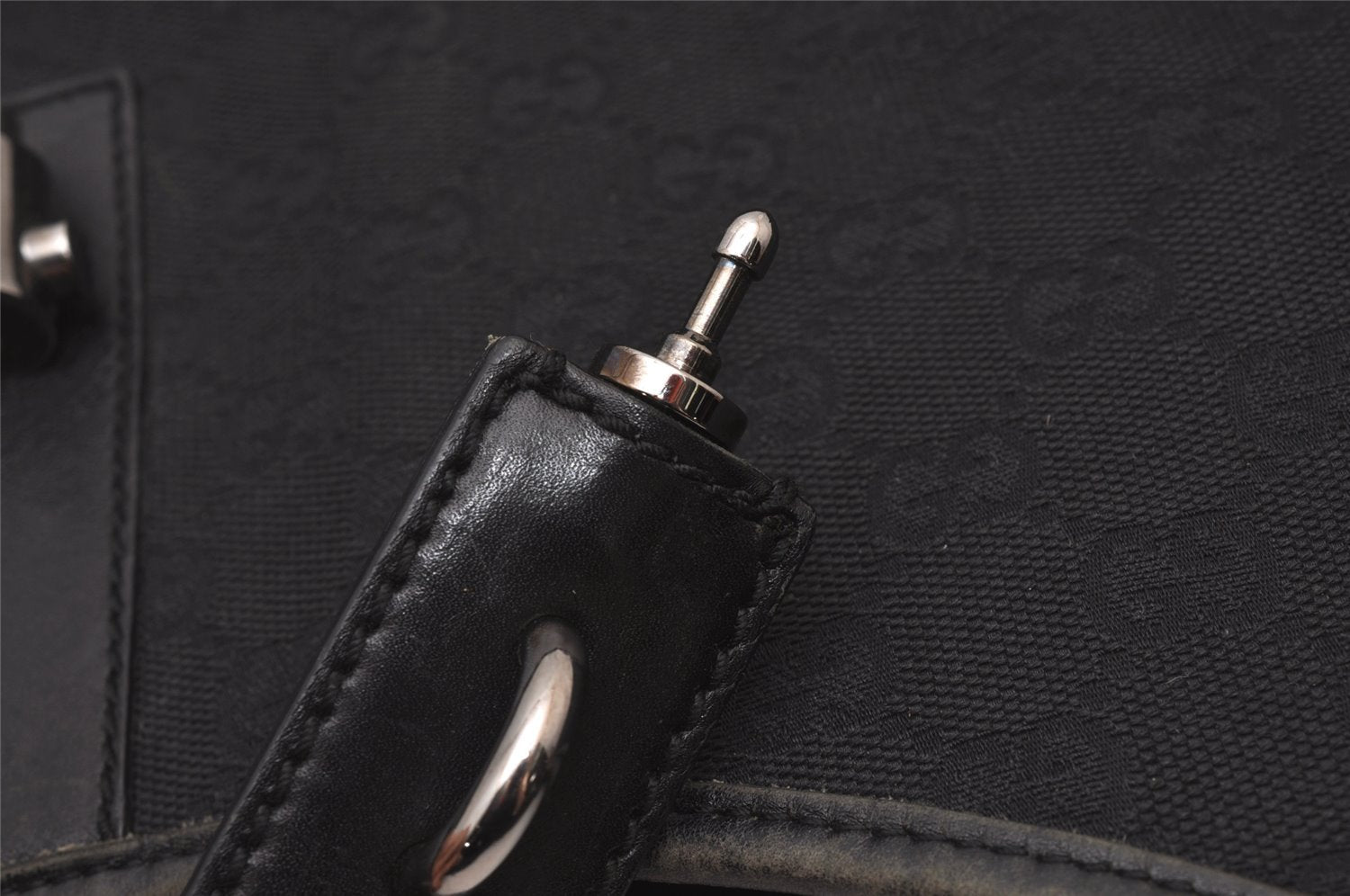 Authentic GUCCI Jackie Vintage Shoulder Bag GG Canvas Leather 109190 Black 5889I