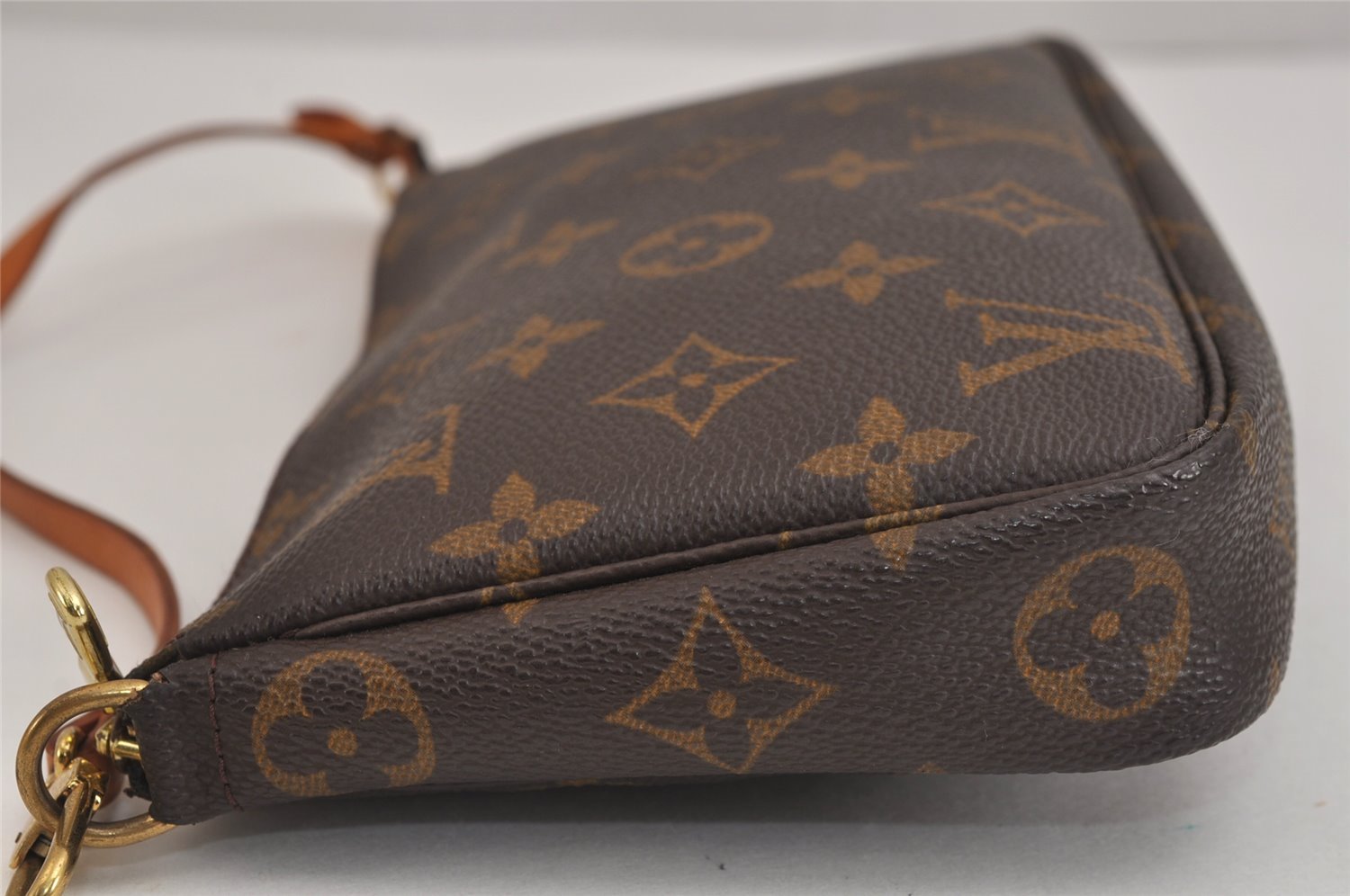 Authentic Louis Vuitton Monogram Pochette Accessoires Pouch M51980 LV 5890J