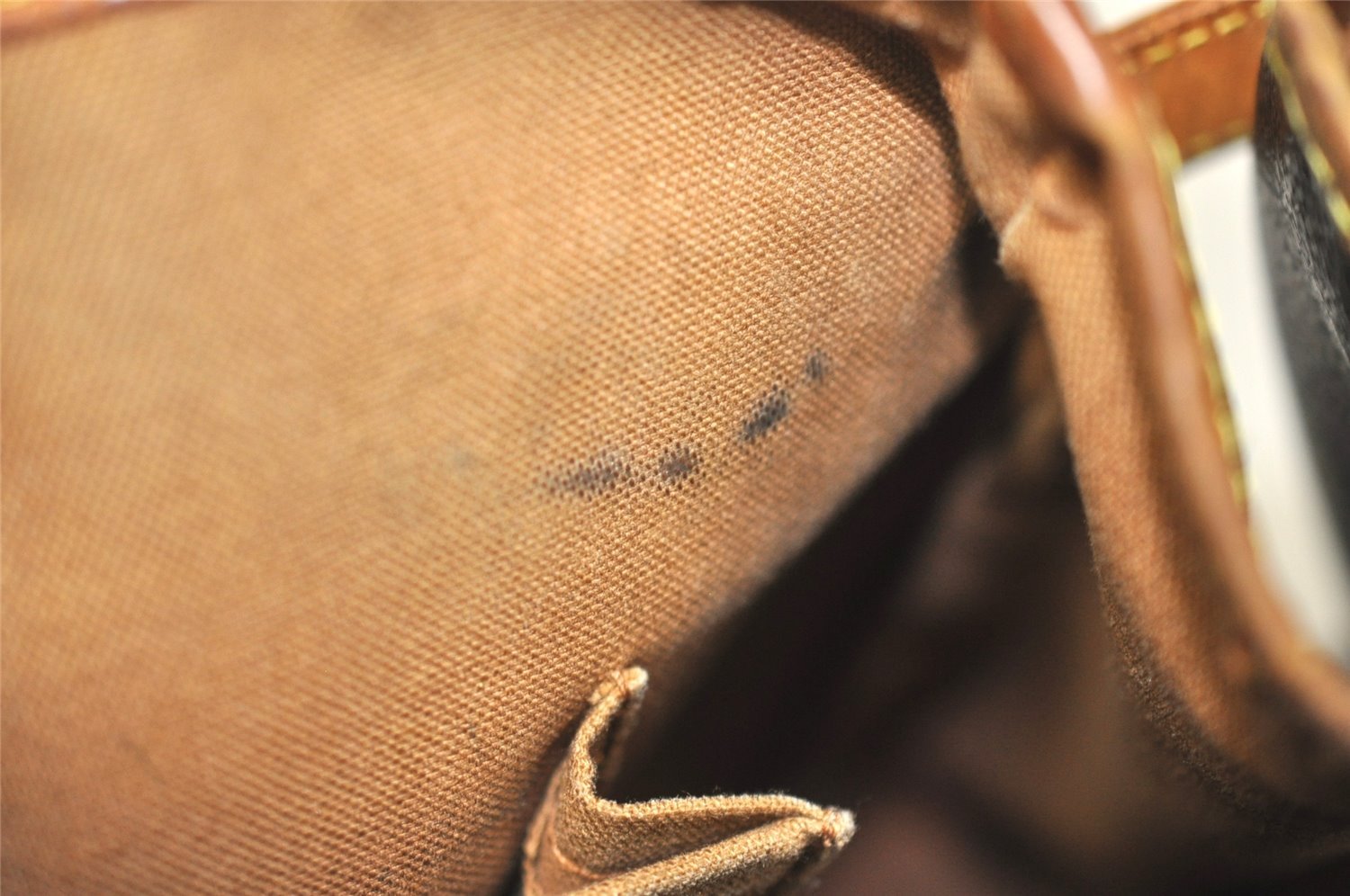 Authentic Louis Vuitton Monogram Batignolles Horizontal Tote Bag M51154 LV 5891I