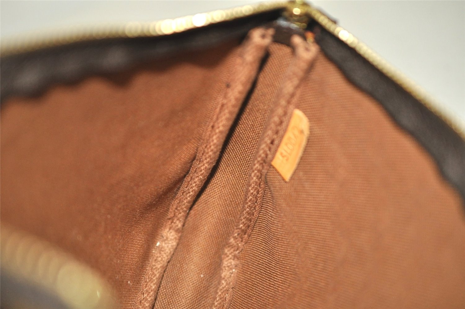 Authentic Louis Vuitton Monogram Pochette Accessoires Pouch M51980 LV 5891J