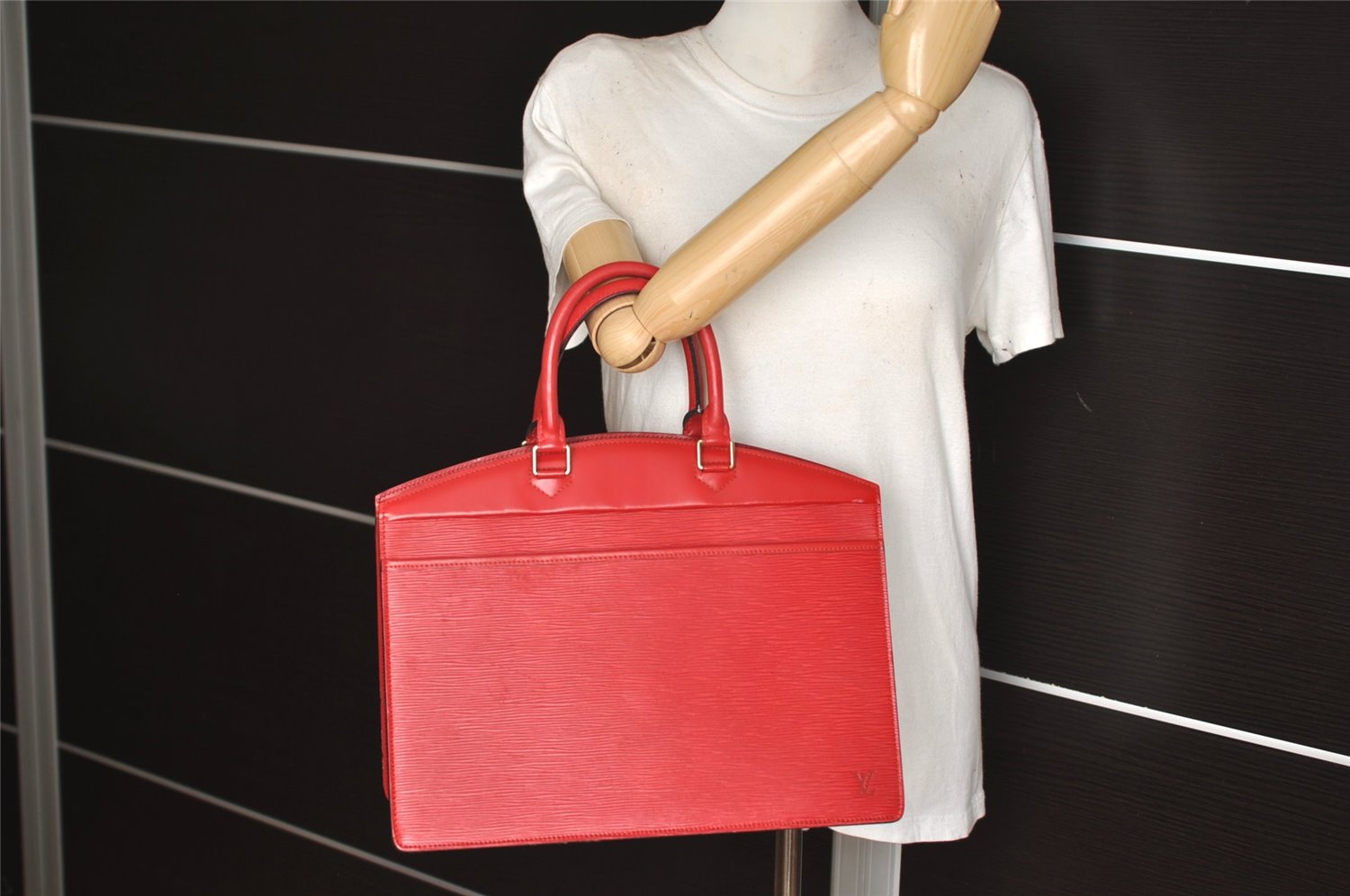 Authentic Louis Vuitton Epi Riviera Hand Bag Red M48187 LV 5895J