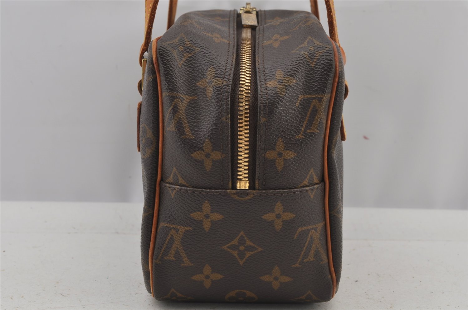 Authentic Louis Vuitton Monogram Cite MM Shoulder Bag M51182 LV 5896J