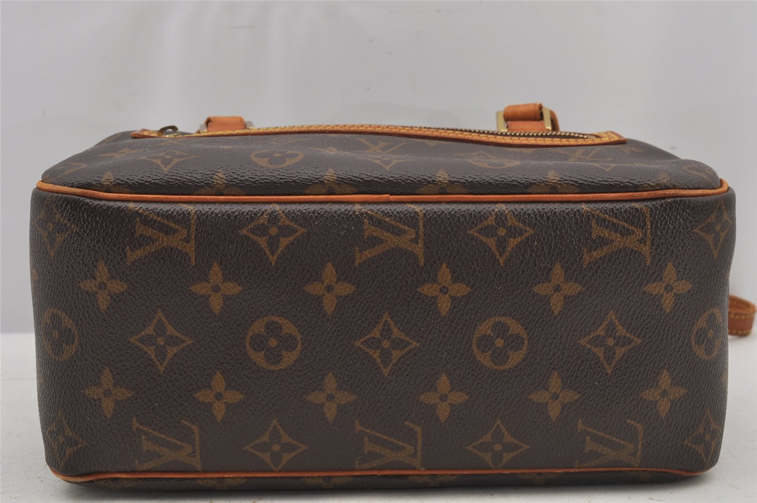 Authentic Louis Vuitton Monogram Cite MM Shoulder Bag M51182 LV 5896J