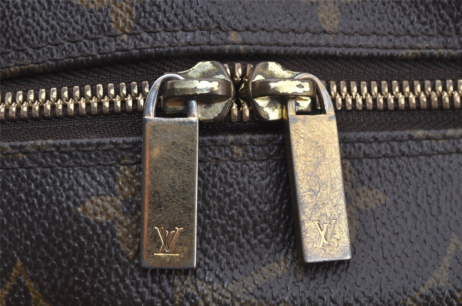 Authentic Louis Vuitton Monogram Cite MM Shoulder Bag M51182 LV 5896J