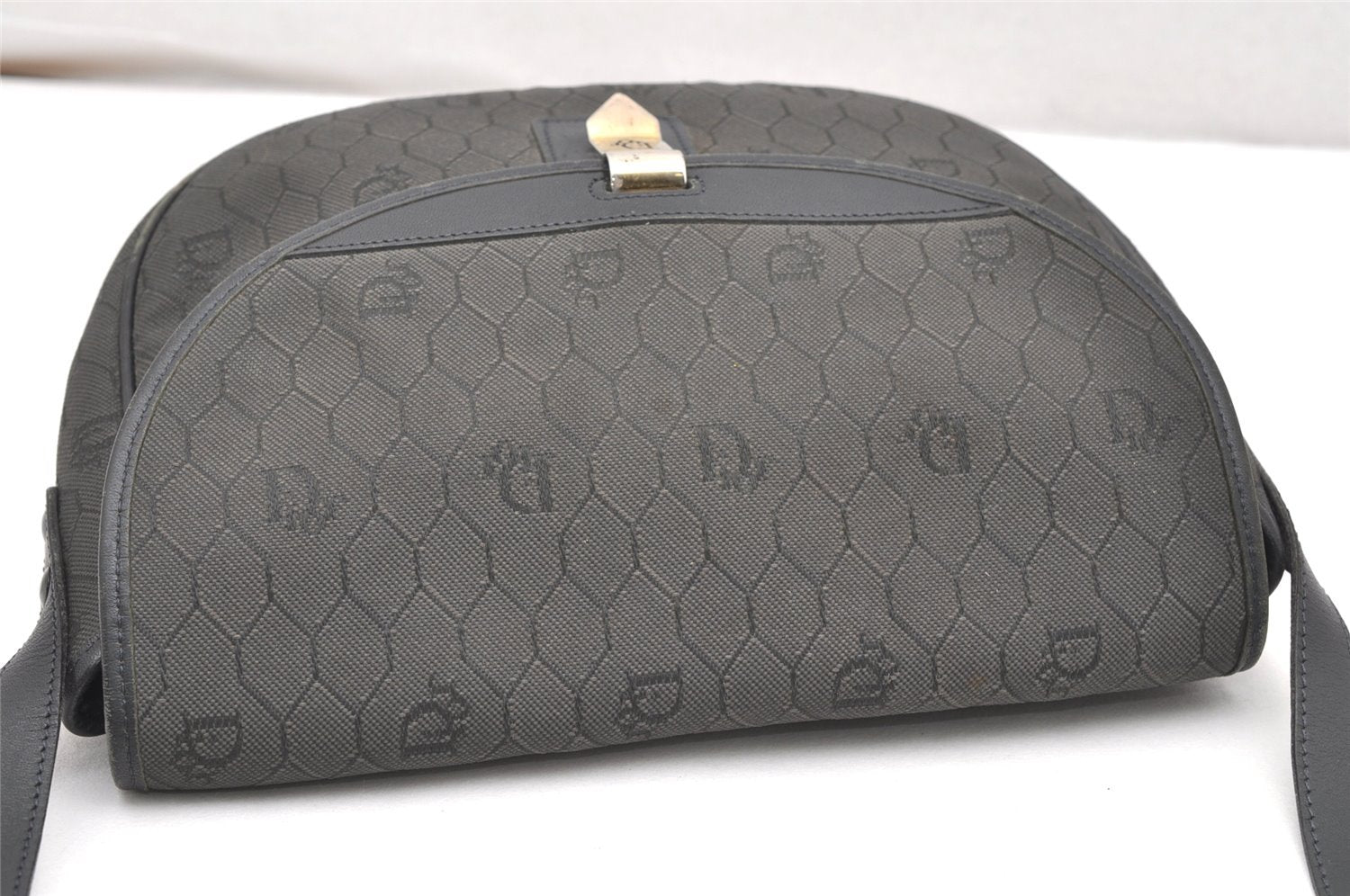 Authentic Christian Dior Honeycomb Shoulder Cross Bag Canvas Leather Gray 5899K