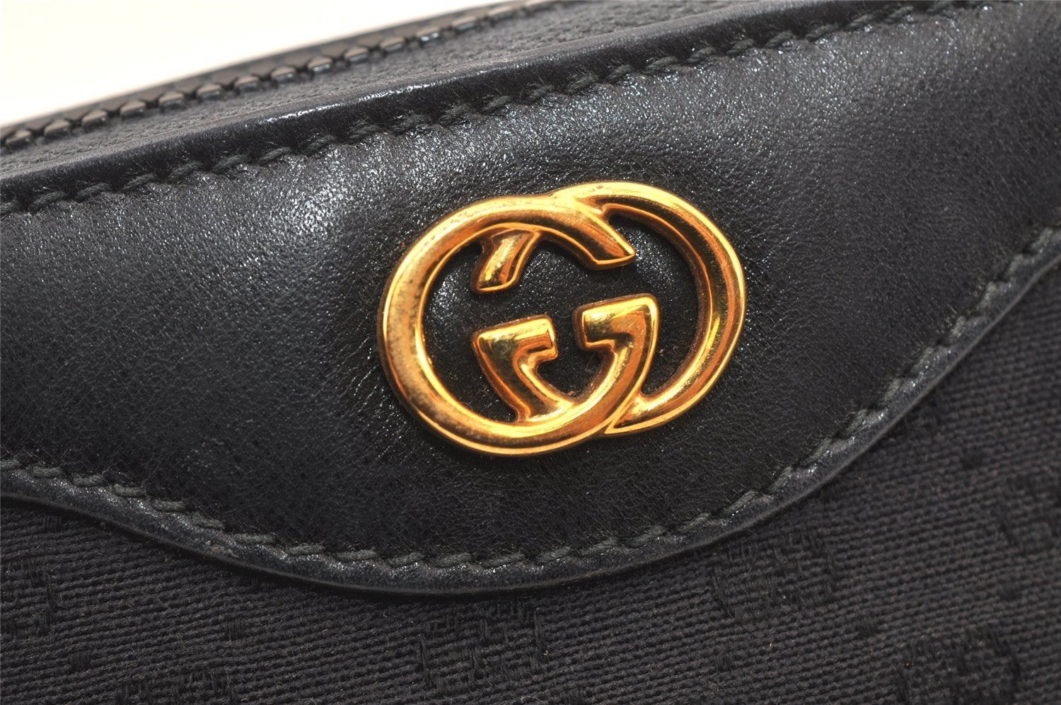 Authentic GUCCI Vintage Micro GG Canvas Leather Pouch Purse Black Junk 5900K
