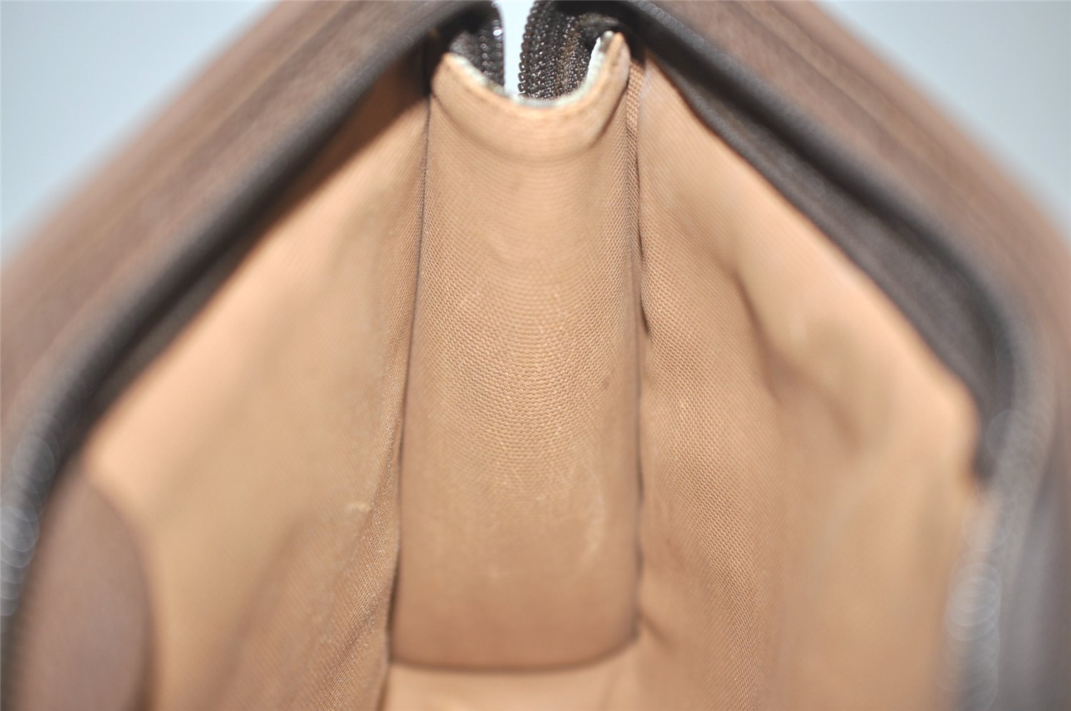 Authentic GUCCI Vintage Clutch Hand Bag Purse GG PVC Leather Brown 5910I