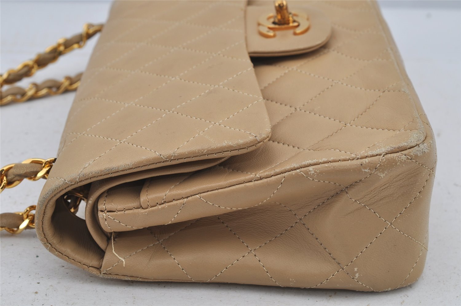 Authentic CHANEL Calf Skin Matelasse 23 Chain Shoulder Bag Purse Beige CC 5913J