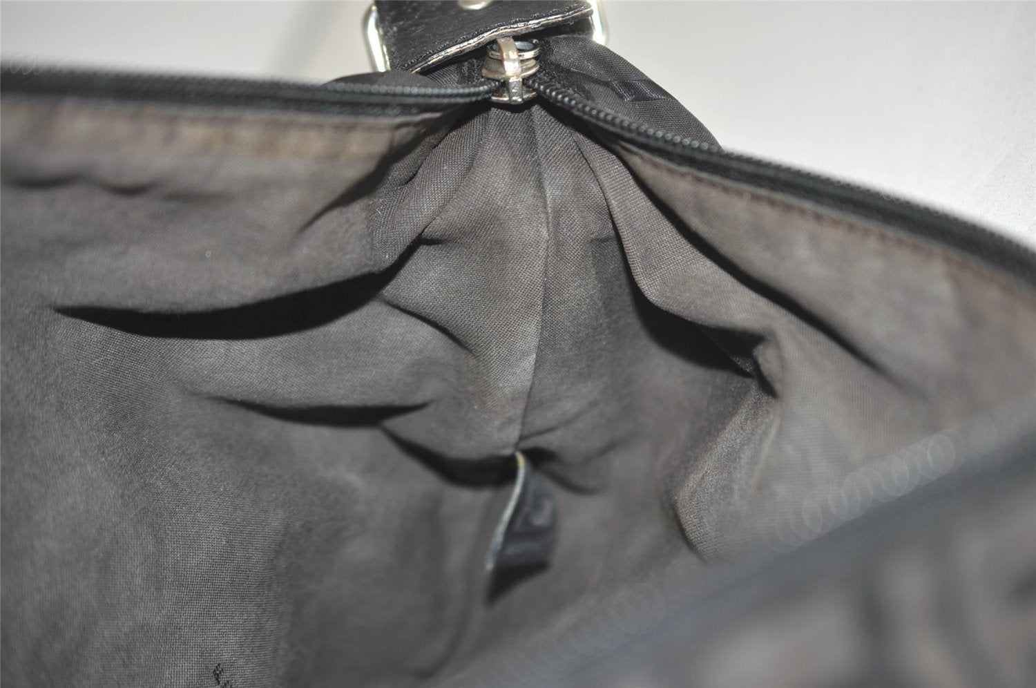 Authentic FENDI Zucca Shoulder Cross Body Bag Purse Canvas Leather Black 5916I