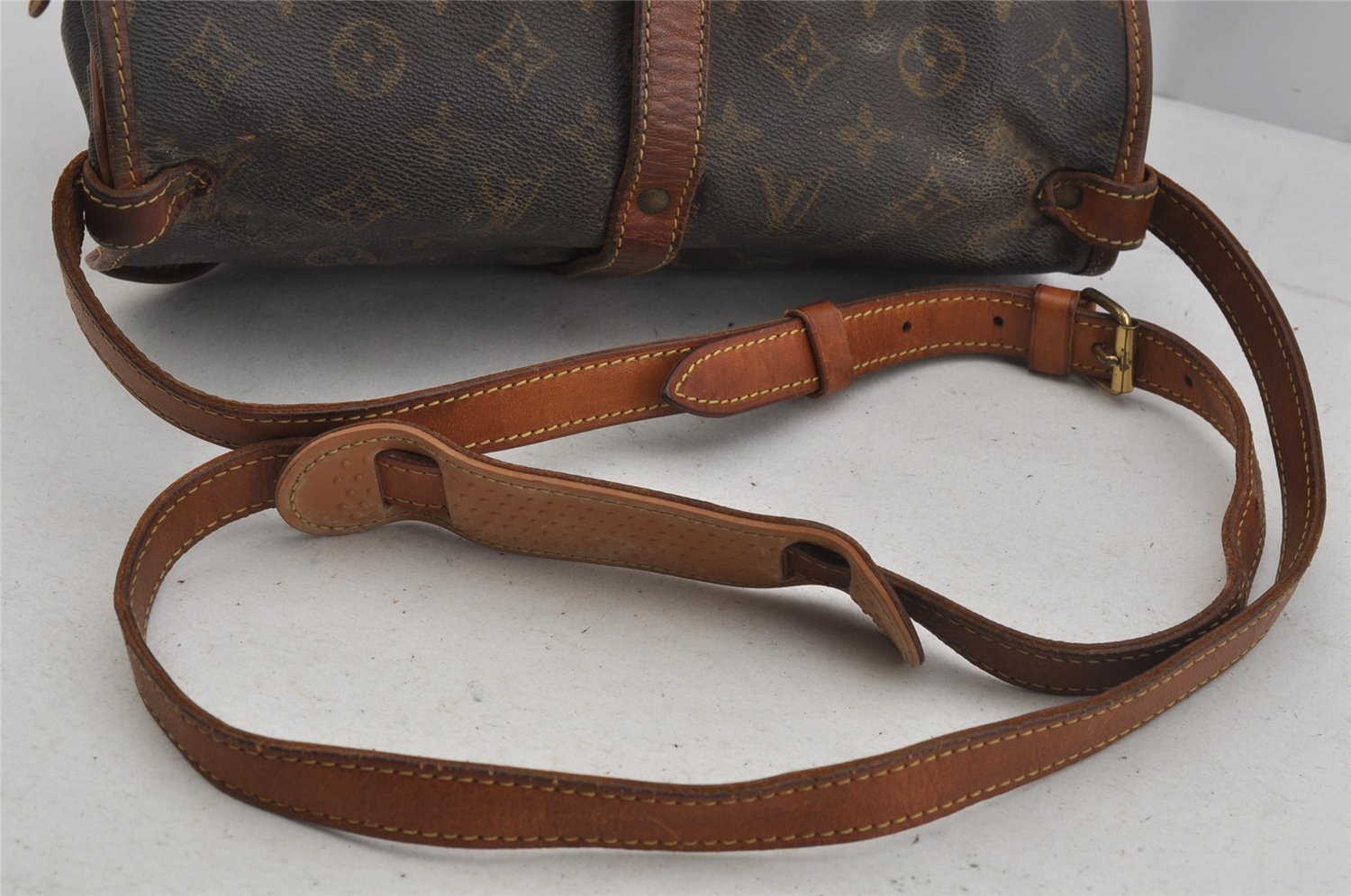 Authentic Louis Vuitton Monogram Saumur 30 Shoulder Cross Bag M42256 LV 5916J