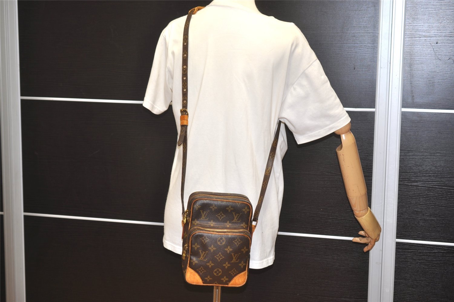 Authentic Louis Vuitton Monogram Amazone Shoulder Cross Body Bag M45236 LV 5918I