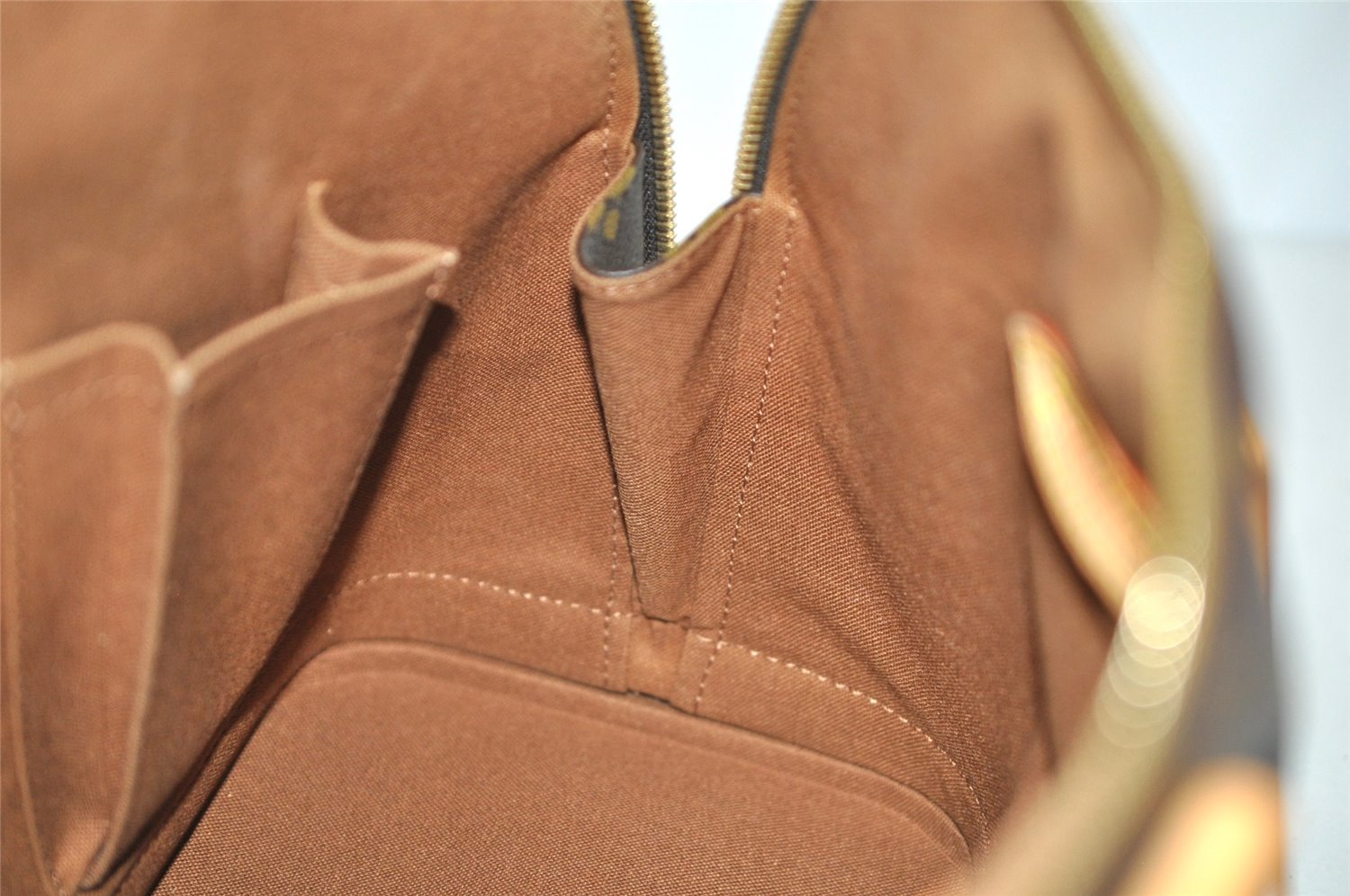 Authentic Louis Vuitton Monogram Alma Hand Bag Purse M51130 LV 5920I